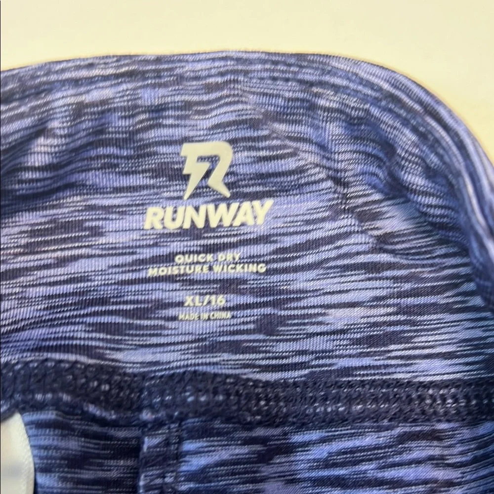 Girls Runway Leggings‎